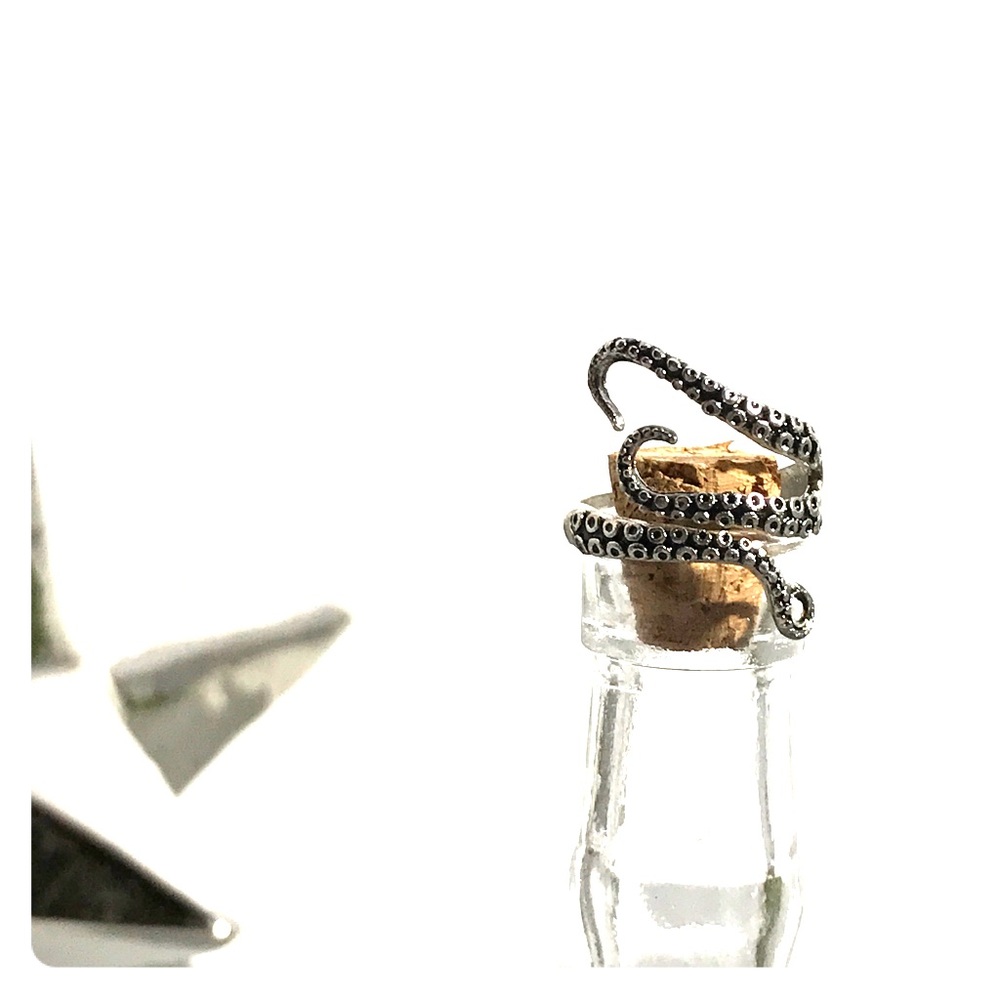 Antique Silver Tone Ring Unisex
